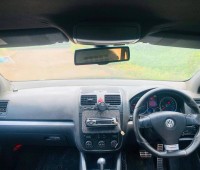 volkswagen-gti-small-1