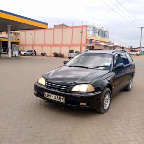 toyota-caldina-big-3