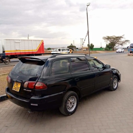 toyota-caldina-big-7