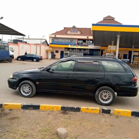 toyota-caldina-big-1