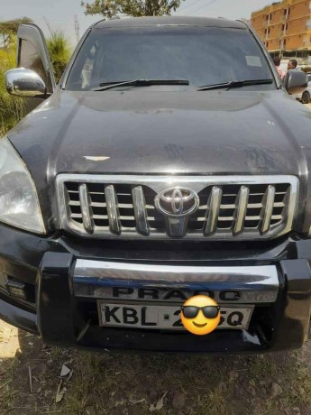 toyota-prado-big-0