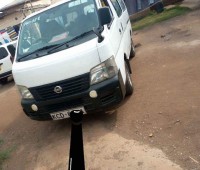 nissan-caravan-small-4