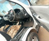 nissan-caravan-small-1