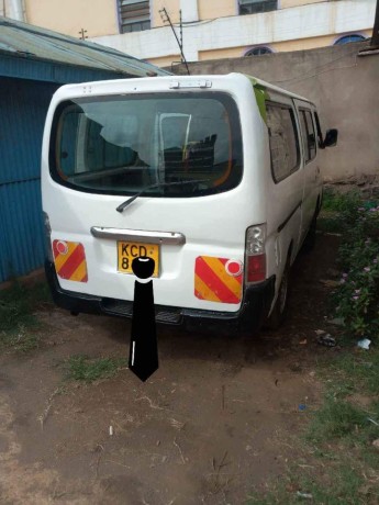 nissan-caravan-big-2