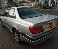 toyota-carina-small-3