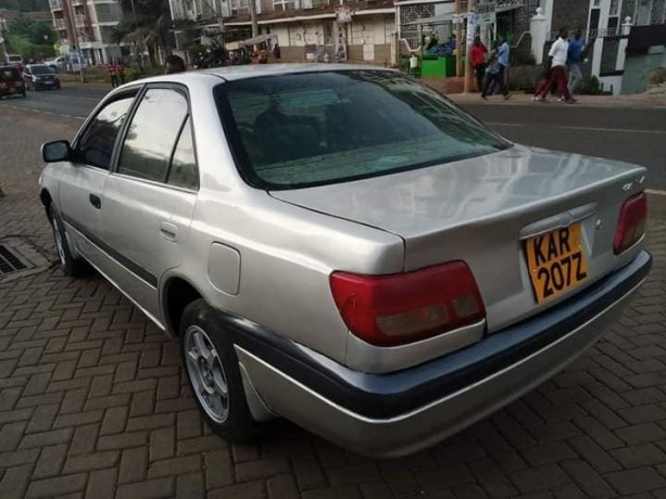 toyota-carina-big-3