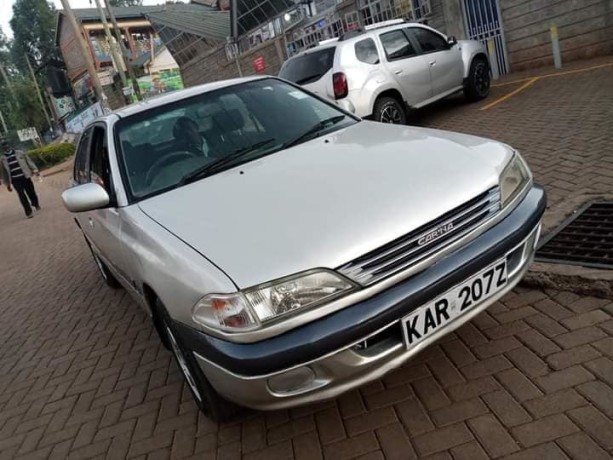 toyota-carina-big-0