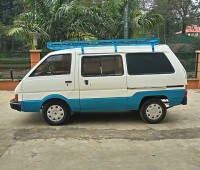 nissan-vannette-small-1