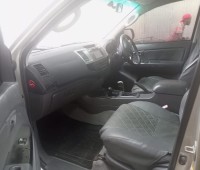 toyota-hilux-small-3