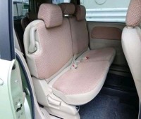 toyota-sienta-small-3