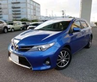 toyota-auris-small-5