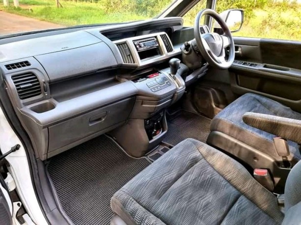 honda-stepwagon-big-2