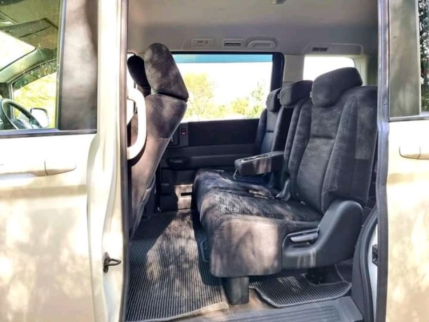 honda-stepwagon-big-4