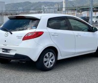 mazda-demio-small-1