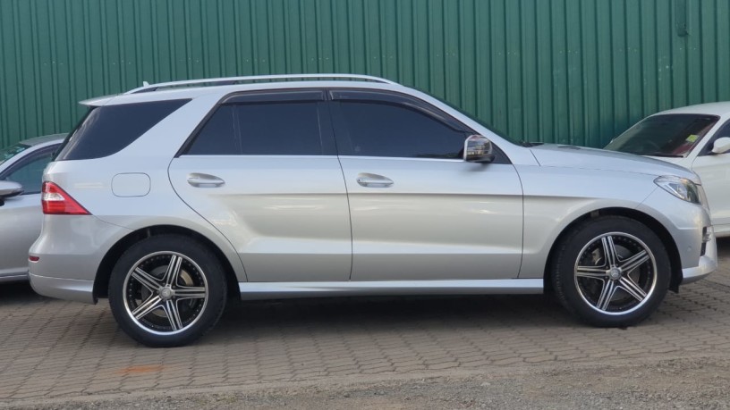mercedes-benz-ml350-x-japan-year-2013-silver-panoramic-sunroof-3500cc-petrol-v6-automatic-alloy-rims-leather-power-seats-big-8