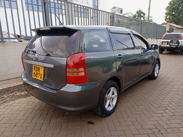 toyota-wish-kbr-big-0