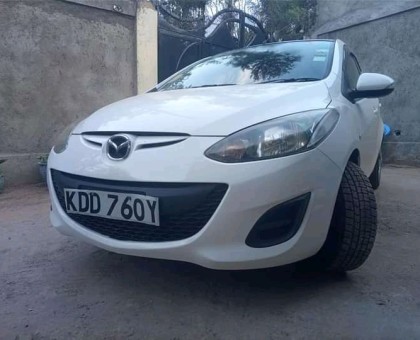 Mazda demio