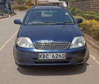 toyota-fielder-small-0