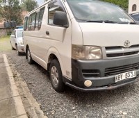 toyota-hiace-small-1