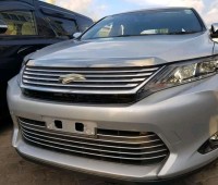 toyota-harrier-small-0