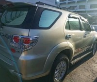 toyota-fortuner-small-2