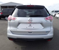 nissan-xtrail-small-4