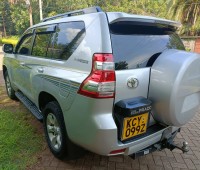 toyota-land-rover-prado-small-0