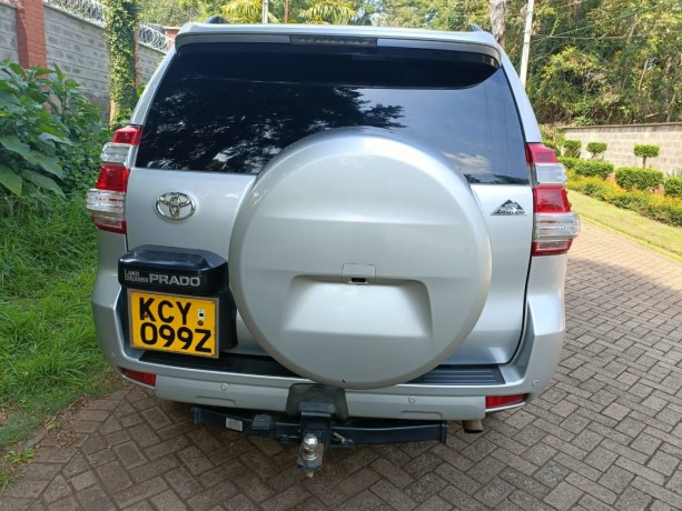 toyota-land-rover-prado-big-4