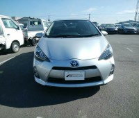 toyota-aqua-small-2