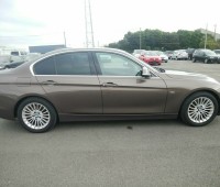 bmw-320i-small-2