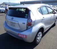 toyota-aqua-small-1