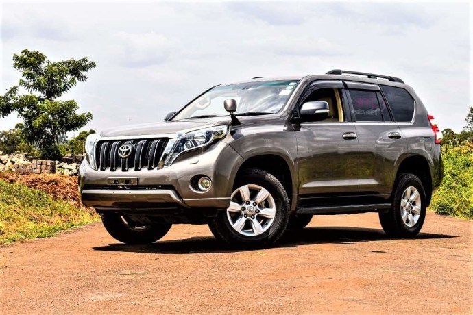 toyota-landcruiser-prado-tx-big-2