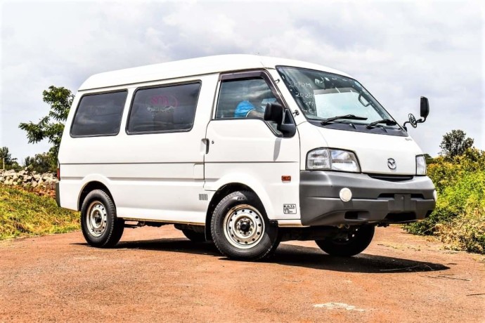 mazda-bongo-big-2