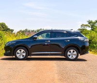 toyota-harrier-small-4