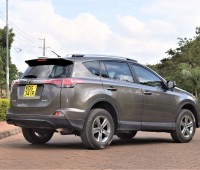 toyota-rav-4-small-0