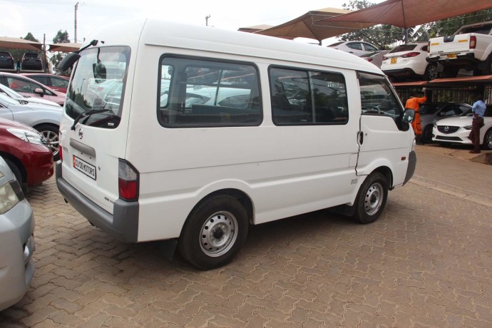 nissan-vannete-big-1