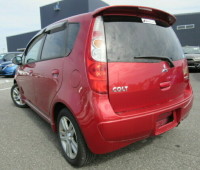 mitsubishi-colt-small-4