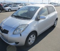 toyota-vitz-small-0