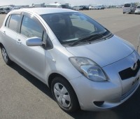 toyota-vitz-small-4