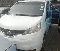 nissan-nv-200-small-0