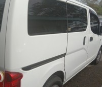 nissan-nv-200-small-5