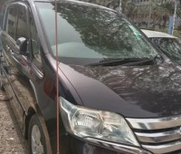 nissan-serena-small-1