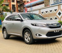 toyota-harrier-small-8