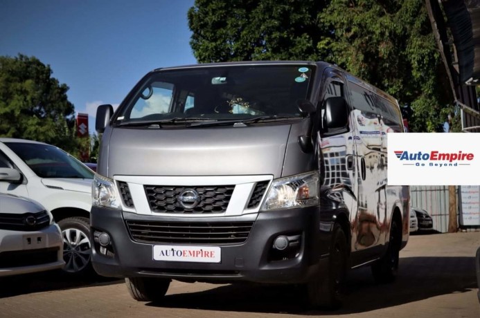 nissan-nv-350-big-0