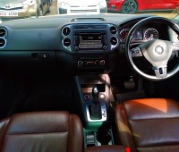 volkswagen-touareg-small-4