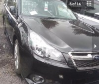 subaru-legacy-small-0