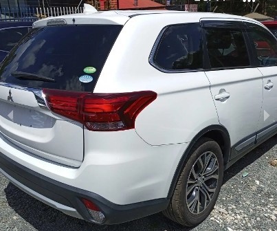 mitsubishi-outlander-big-2