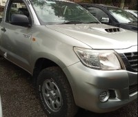 toyota-hilux-small-1