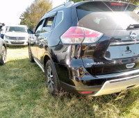 nissan-xtrail-small-1