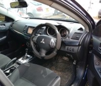 mitsubishi-outlander-small-3